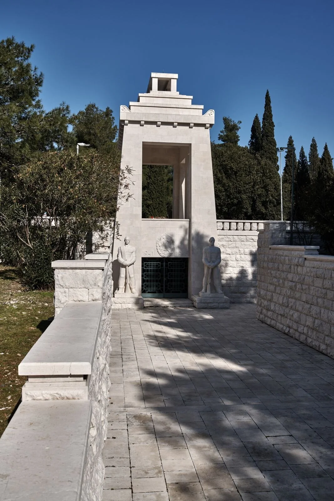Spomenik na Gorici