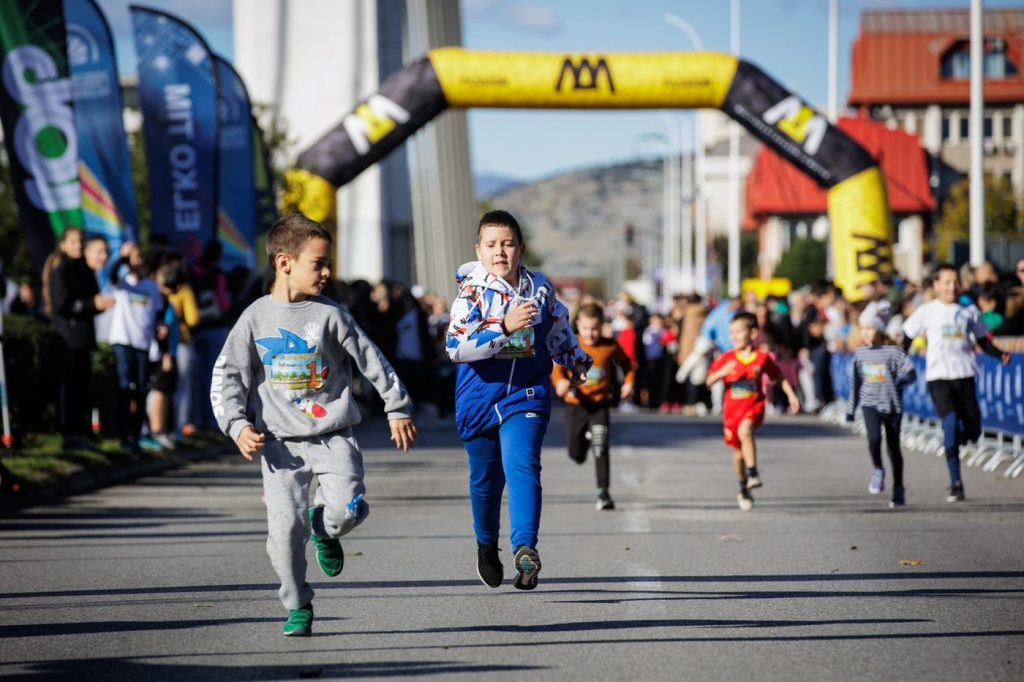 Djeca na Dječijoj trci NLB Podgorica Millennium Run-a