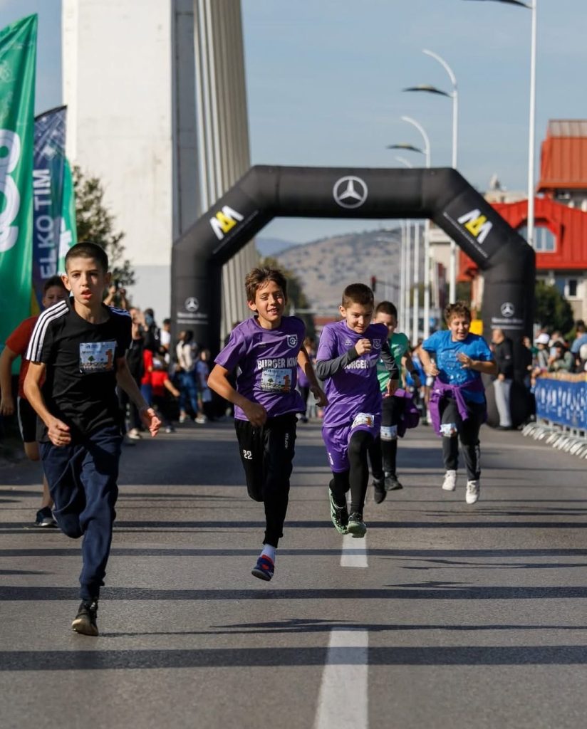 Djeca na Dječijoj trci NLB Podgorica Millennium Run-a